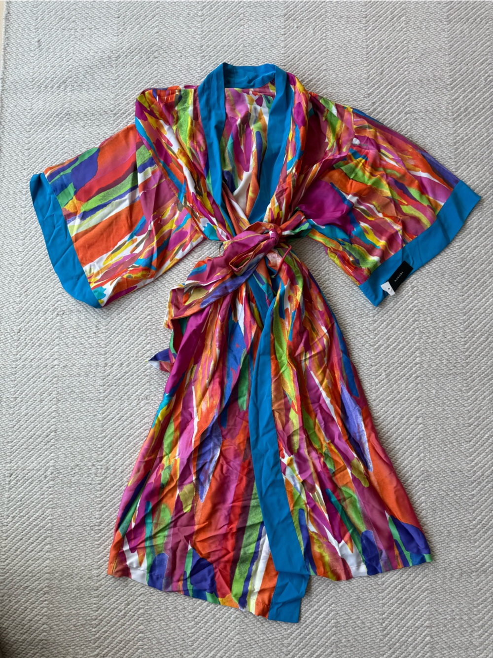 NWT Natori Robe Kimono Colorful Abstract  Satin sz M
